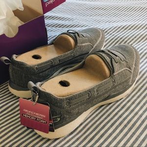 Sketchers Memory Foam Sneakers